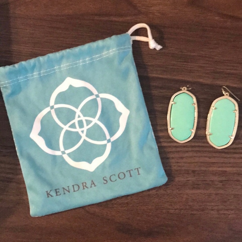 Kendra Scott Danielle Earrings